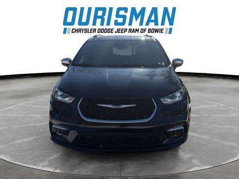 Used 2024 Chrysler Pacifica Pinnacle image 7