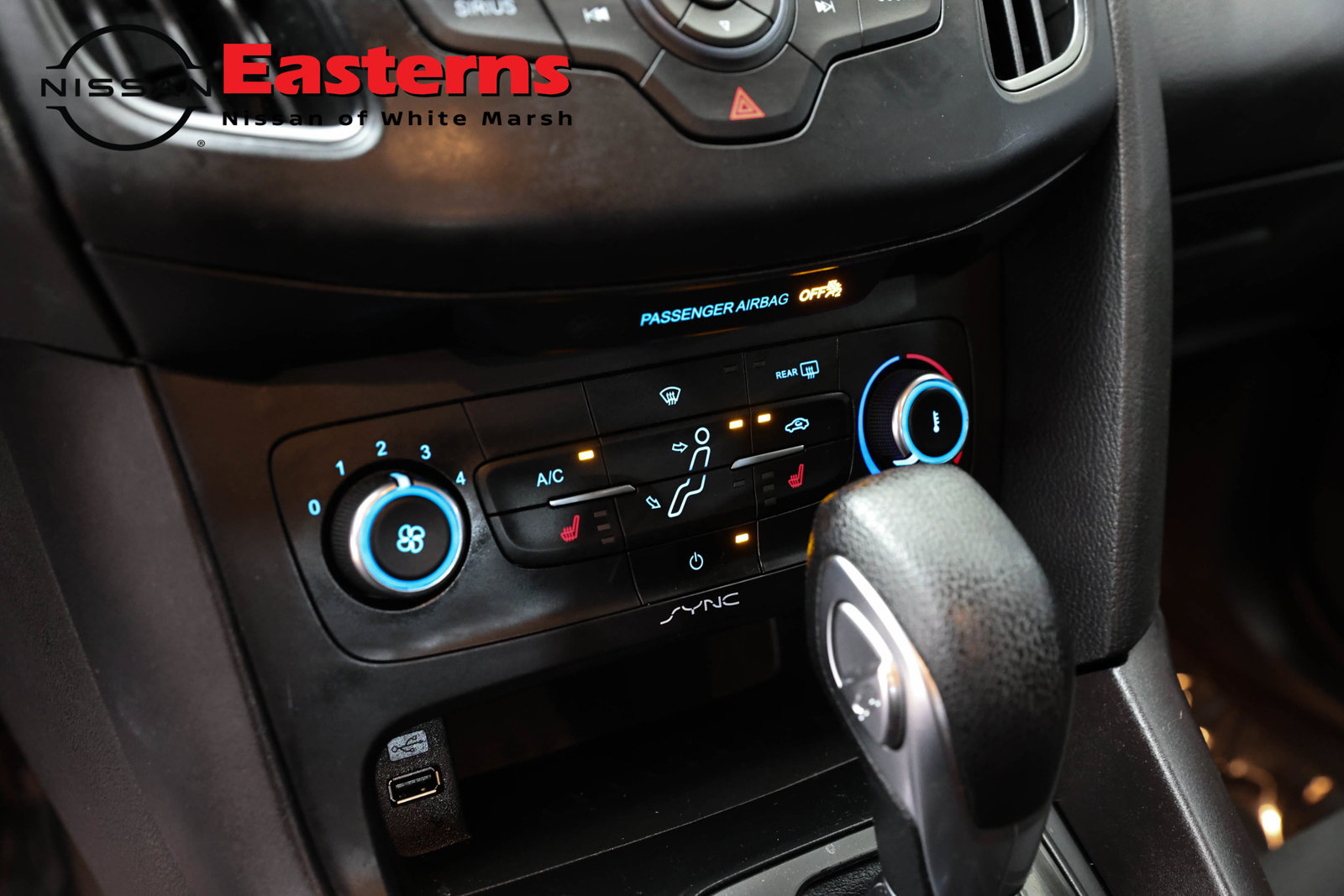 Used 2018 Ford Focus SE w/ Cold Weather Package FWD image 75