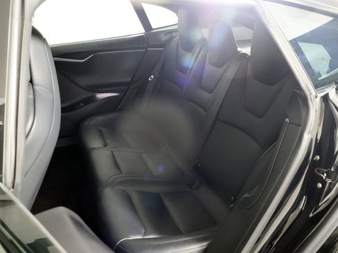 Used 2019 Tesla Model S Performance image 27