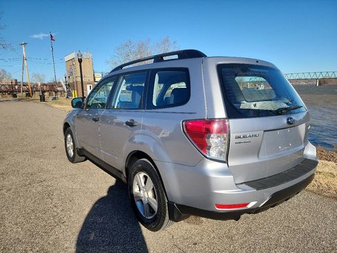 Used 2012 Subaru Forester 2.5X w/ Alloy Wheel Pkg image 3