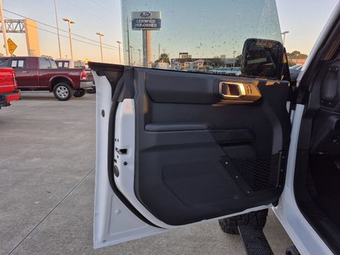 New 2025 Ford Bronco Big Bend image 15