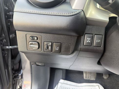 Used 2018 Toyota RAV4 Limited w/ All Weather Liner Package AWD/4WD image 12