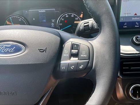 Used 2024 Ford Maverick Lariat w/ Black Appearance Package FWD image 18