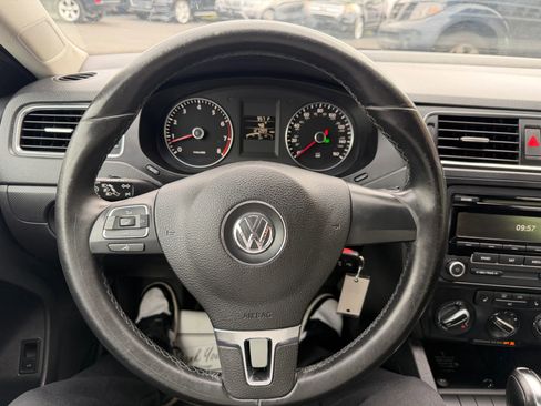 Used 2012 Volkswagen Jetta SE image 21