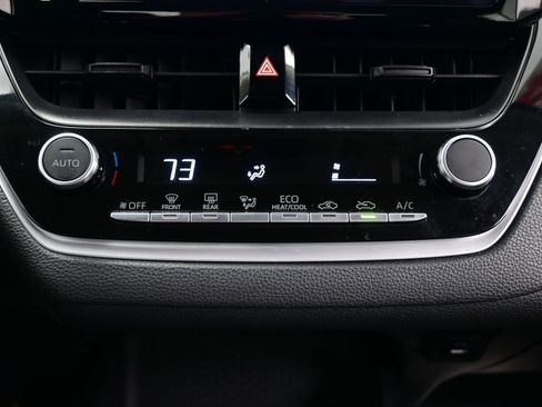Used 2024 Toyota Corolla LE FWD image 19