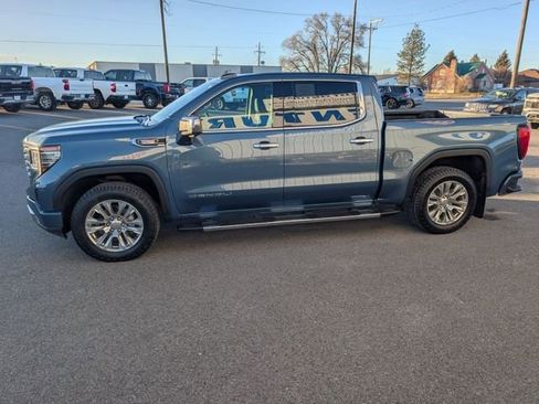 Used 2024 GMC Sierra 1500 Denali w/ Technology Package AWD/4WD image 6