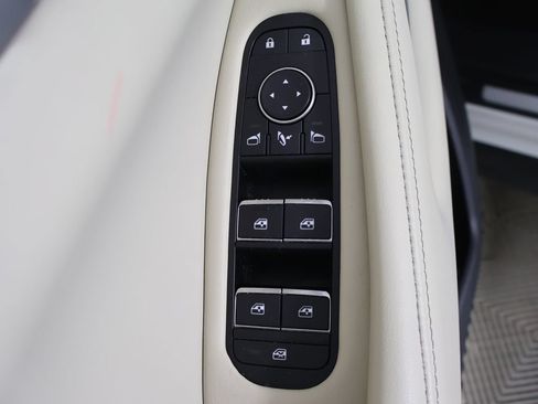 Used 2023 INFINITI QX60 Luxe w/ Performance Audio Package AWD/4WD image 42