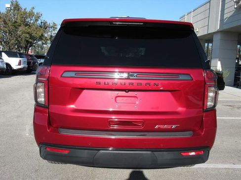 Used 2021 Chevrolet Suburban RST w/ Luxury Package image 5