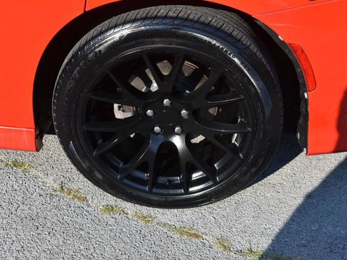 Used 2017 Dodge Charger R/T RWD image 39