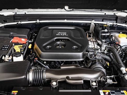 Used 2021 Jeep Wrangler Unlimited Rubicon image 31