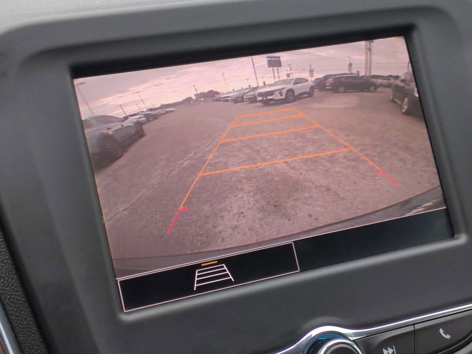 Used 2023 Chevrolet Equinox LT FWD image 14