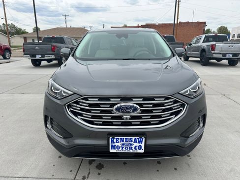 Used 2024 Ford Edge Titanium w/ Equipment Group 301A image 2