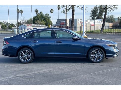 Certified 2025 Honda Accord EX-L image 7