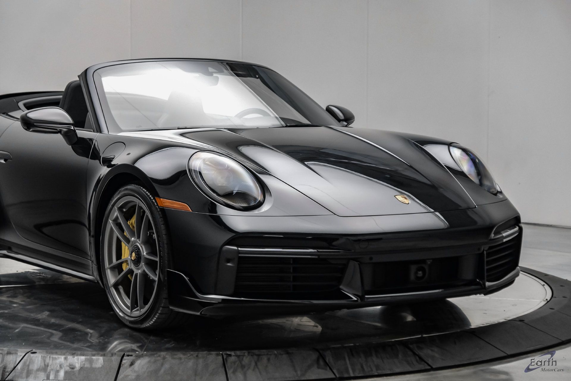Used 2025 Porsche 911 Turbo S w/ Exterior Sport Package AWD/4WD image 35