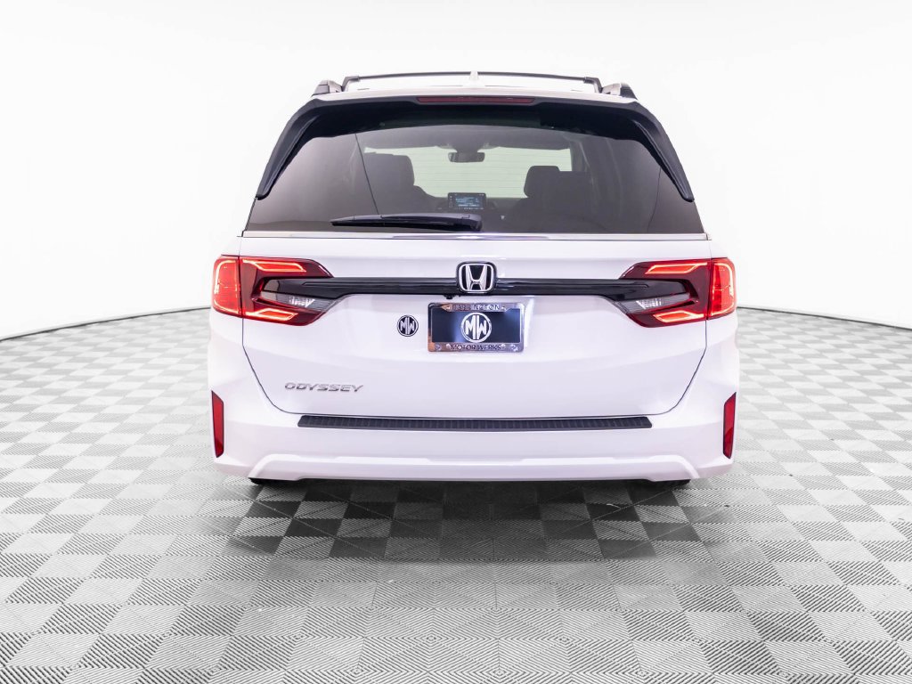 New 2026 Honda Odyssey EX-L image 4