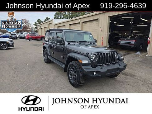 Used 2024 Jeep Wrangler Sport S image 20