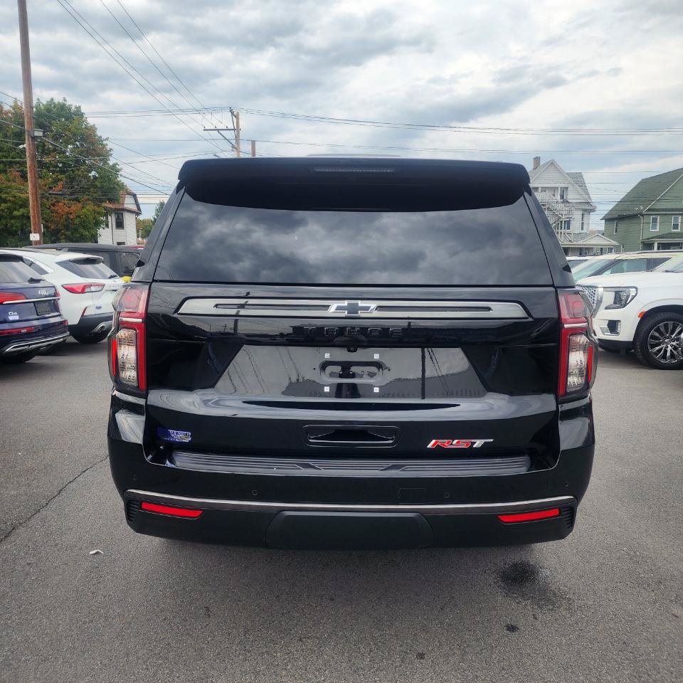 Used 2021 Chevrolet Tahoe RST w/ Luxury Package AWD/4WD image 23