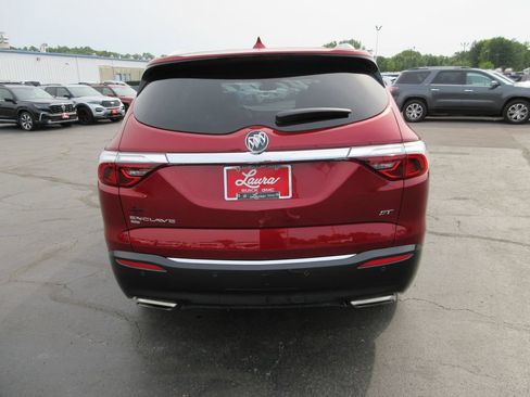 Used 2023 Buick Enclave Essence w/ Experience Buick Package AWD/4WD image 7