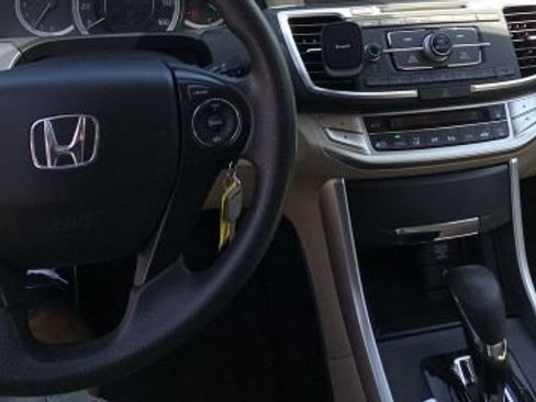 Used 2015 Honda Accord LX image 11