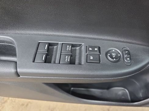 Used 2014 Honda Accord EX-L image 26