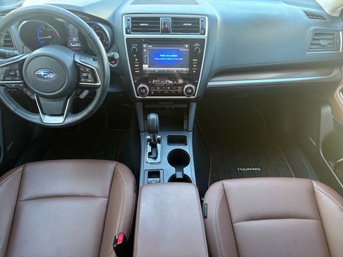Used 2018 Subaru Outback 3.6R Touring w/ Popular Package #3 image 2