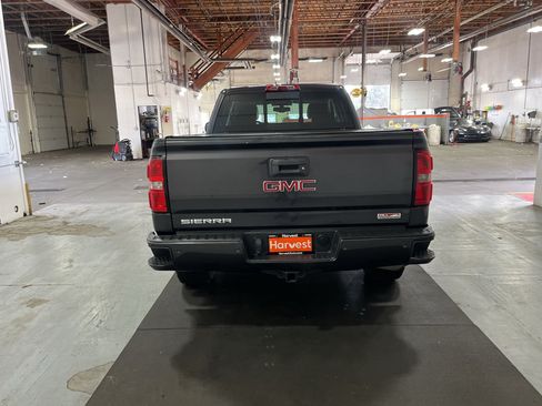 Used 2015 GMC Sierra 1500 SLT w/ All-Terrain Package AWD/4WD image 7