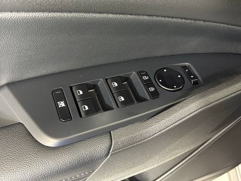 New 2026 Kia Sportage EX AWD/4WD image 14