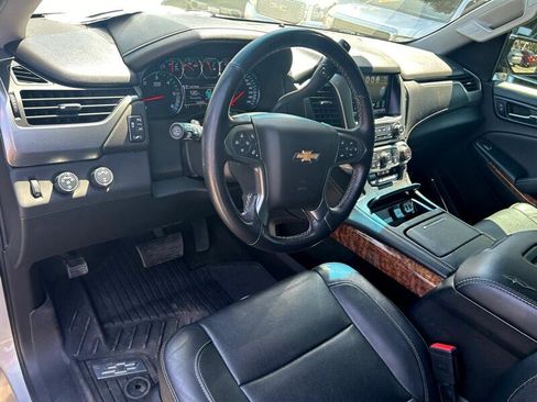 Used 2018 Chevrolet Suburban Premier image 8