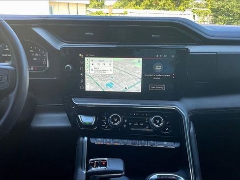 Used 2024 GMC Sierra 1500 Denali image 9