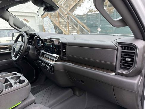 Used 2023 Chevrolet Silverado 1500 LT w/ Protection Package image 29