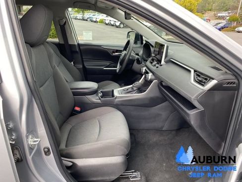 Used 2024 Toyota RAV4 XLE AWD/4WD image 14