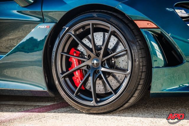 Used 2024 McLaren 750S Spider RWD image 61