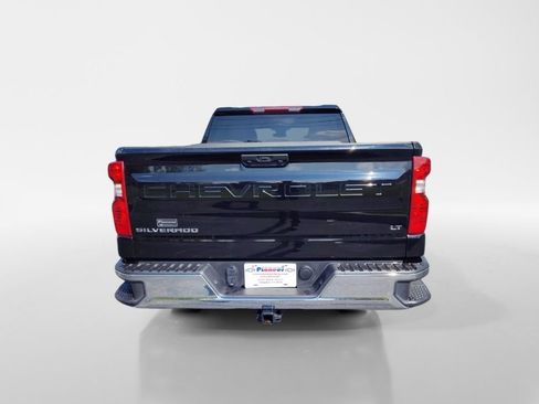 Used 2025 Chevrolet Silverado 1500 LT image 4