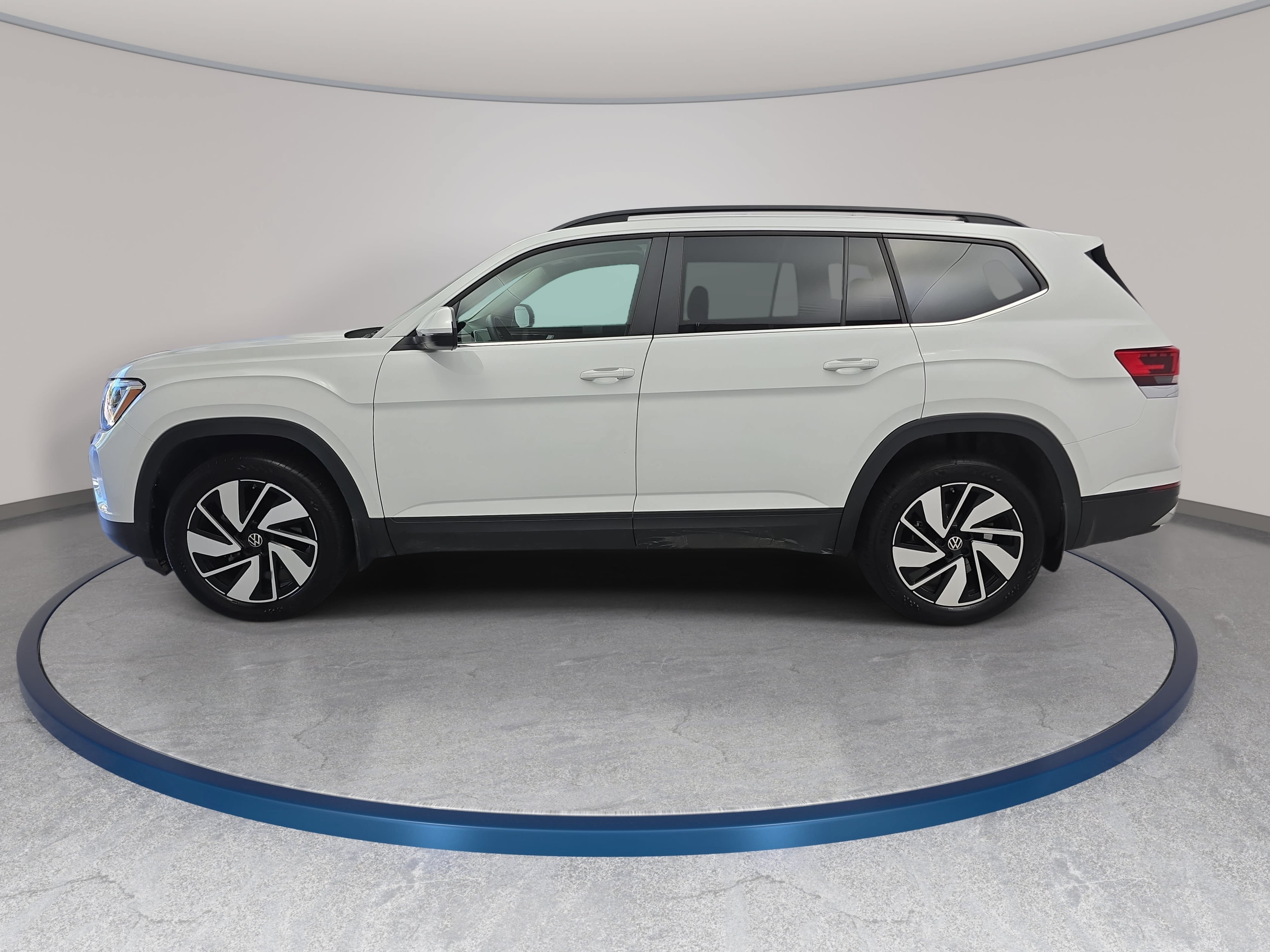 Certified 2024 Volkswagen Atlas SE AWD/4WD image 8