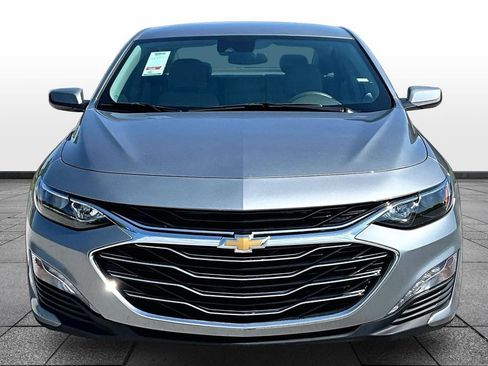 Used 2024 Chevrolet Malibu LT FWD image 3