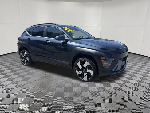 Used 2024 Hyundai Kona Limited AWD/4WD image 3