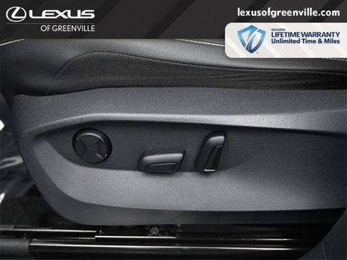 Used 2022 Volkswagen Tiguan SE R-Line image 22