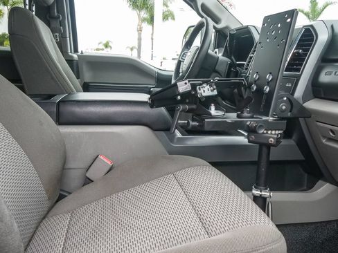 Used 2017 Ford F350 XLT w/ XLT Value Package RWD image 11