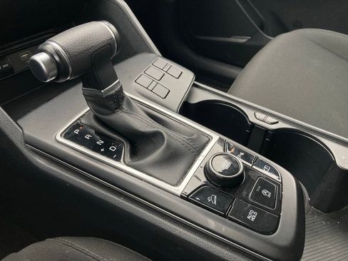 Used 2024 Kia Sportage LX image 23