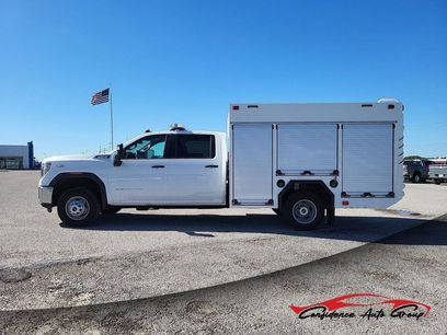 New 2023 GMC Sierra 3500 Pro w/ Convenience Package