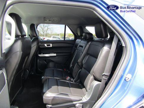 Certified 2022 Ford Explorer XLT w/ Equipment Group 202A AWD/4WD image 20