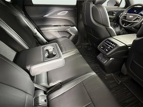 Used 2024 Cadillac Lyriq Luxury w/ LPO, Floor Liner Package image 36