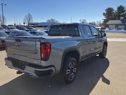 Used 2023 GMC Sierra 1500 AT4 w/ AT4 Premium Package AWD/4WD image 6