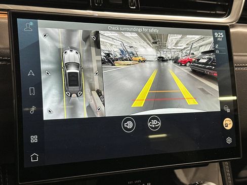 Used 2026 Jaguar F-PACE R-Dynamic S image 22