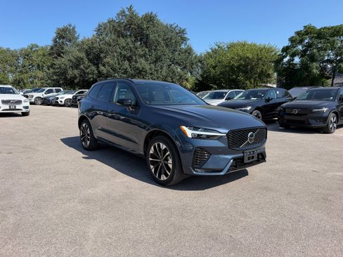 Certified 2026 Volvo XC60 B5 Plus AWD/4WD image 7
