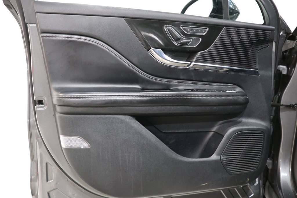 Used 2022 Lincoln Corsair Reserve AWD/4WD image 19