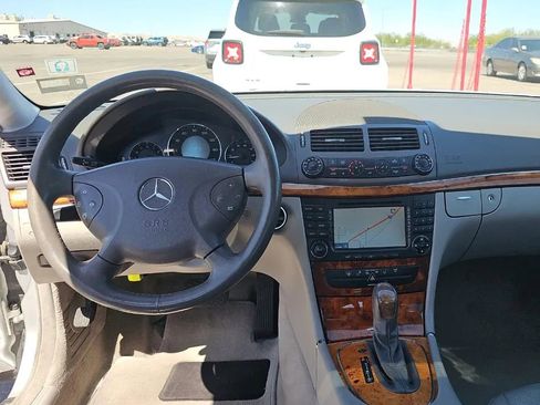 Used 2005 Mercedes-Benz E 320 Sedan w/ Sunroof Pkg image 11