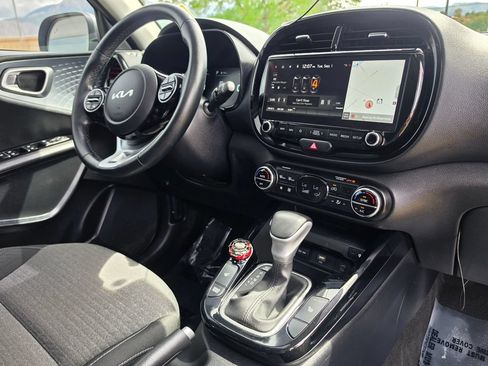 Used 2023 Kia Soul EX FWD image 16