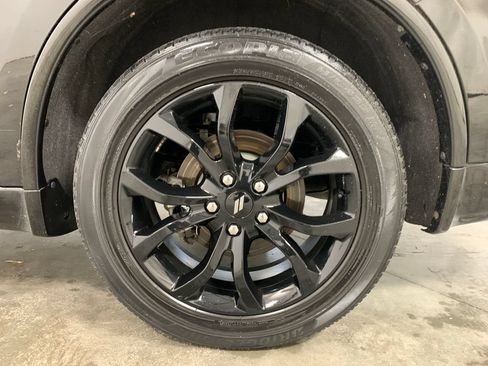 Used 2019 Dodge Durango R/T w/ Trailer Tow Group IV AWD/4WD image 5