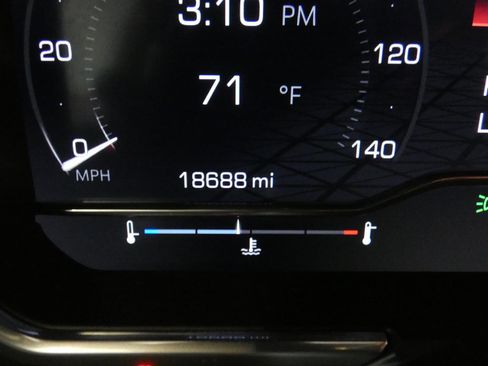 Used 2024 GMC Sierra 1500 AT4 w/ AT4 Preferred Package image 24